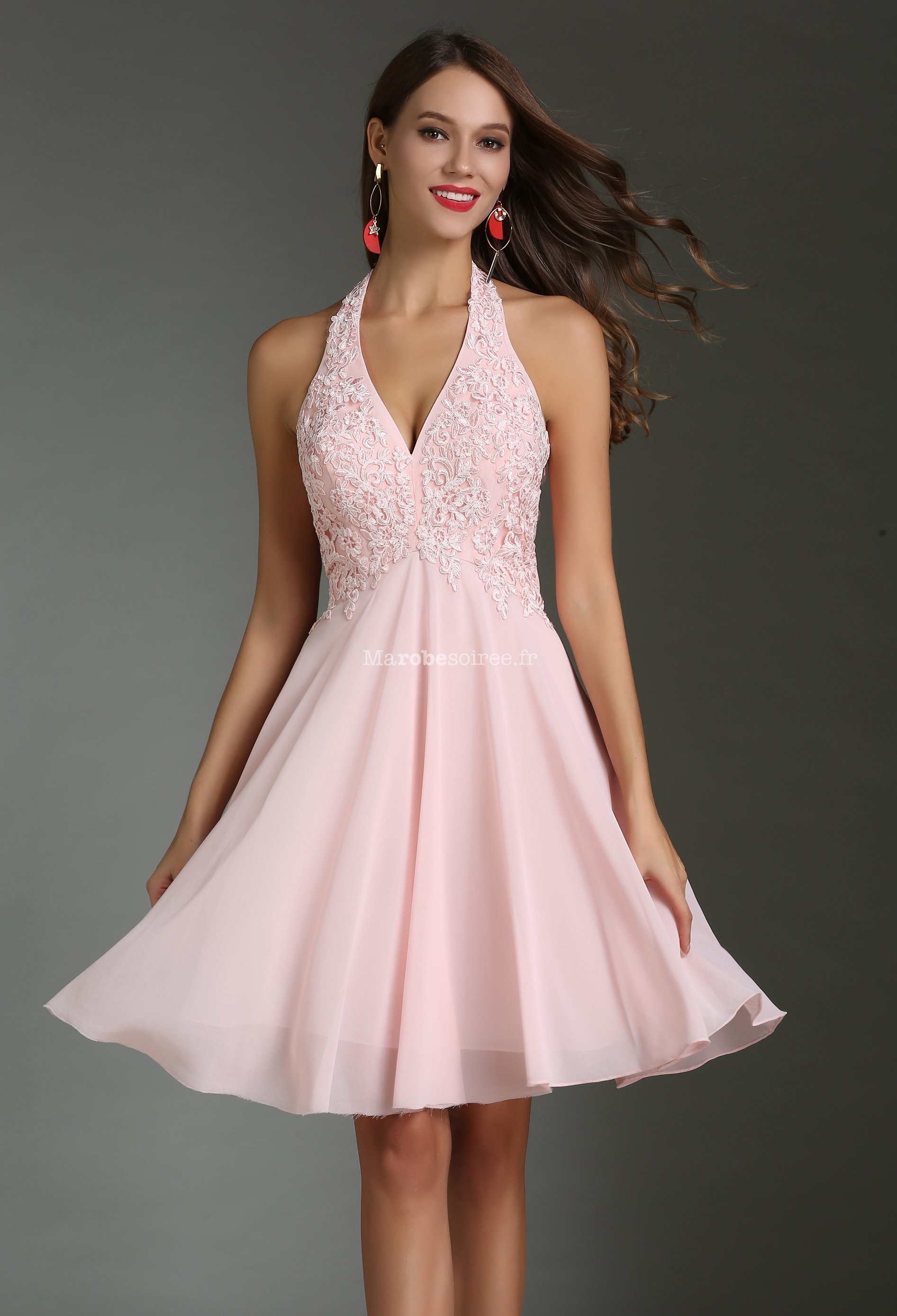 robe de soiree courte rose poudre broderie bretelles