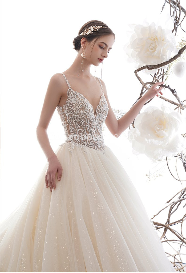 Robe de bal princesse tulle avec perles  Robe de soirée princesse  splendide_Robes de bal_Robes de cérémonie_Robes de soirée, Robes de mariée,  robe cérémonie mariage au prix de gros pour votre grand