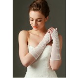 gants de mariage mi-long ivoire avec broderie - réf. S72