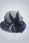 Chapeau de cérémonie pour femme en bleu nuit sinamay 