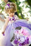 Serre tête florale en tons violets pour fille  