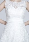 Robe de mariée dentelle détail 